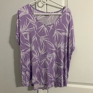 Lands End scoop neck tee.